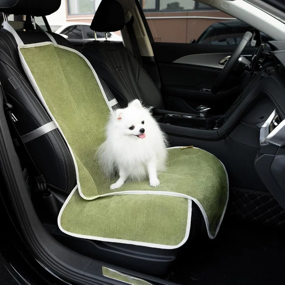NIB Funny Fuzzy Soft Waterproof Scratchproof Front Seat Cover for Pets